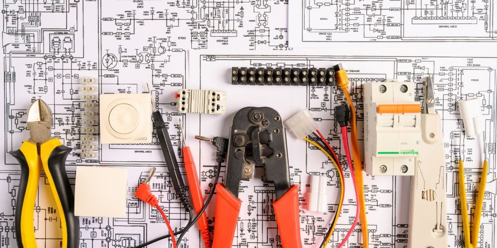 Benodigdheden voor het aansluiten van een stopcontact met schakelaar