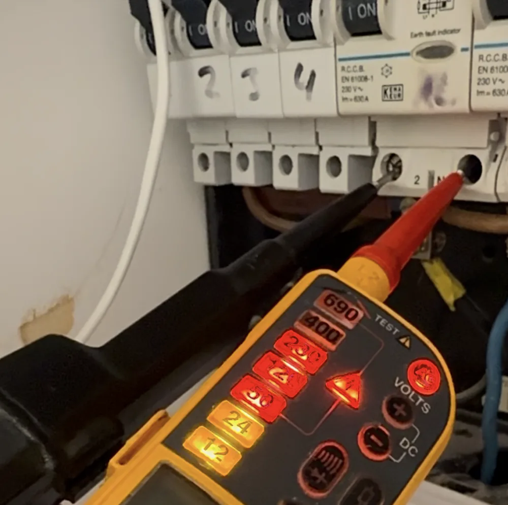 Aardlekschakelaar in de groepenkast gemeten door MDK Elektro